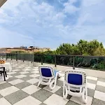 Hotel New 3*