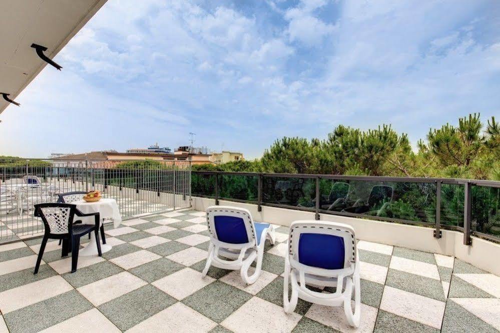 Hotel New 3*
